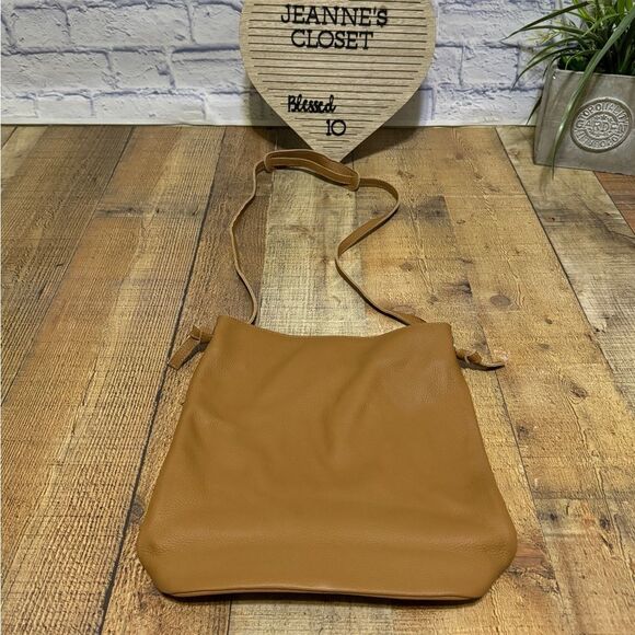 MILA Made In Los Angeles Brown Leather Crossbody
M.I.L.A.'s - Picture 7 of 12